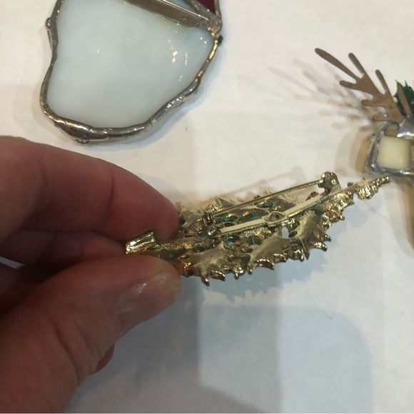 Christmas Brooch Set - Picture 2 of 7